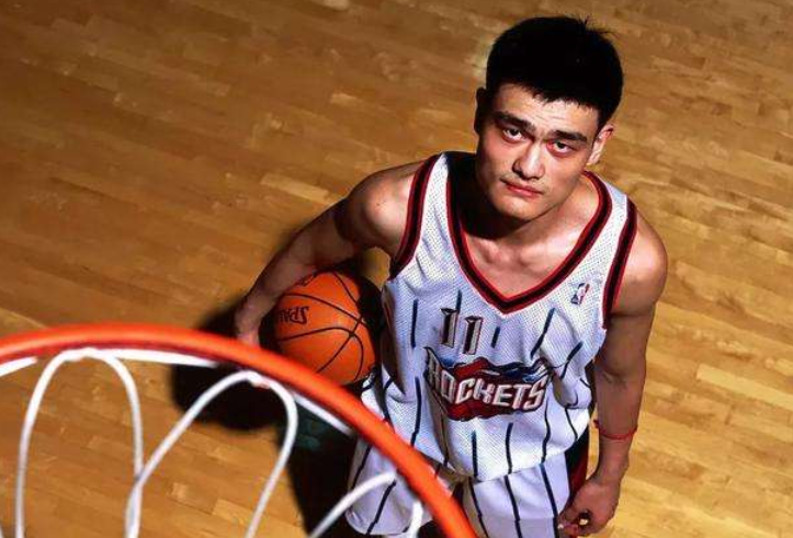 卢卡库并没 卢卡库并没