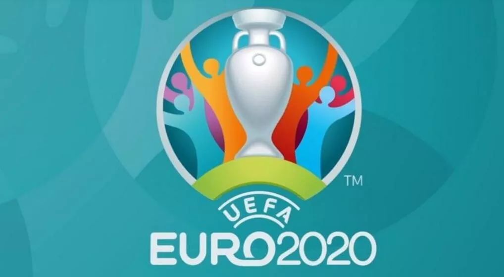 而球迷们 而球迷们